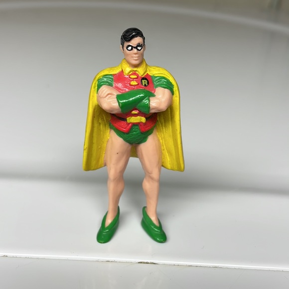 Robin lot - 6 Vintage Robin figures - All different pieces of Batman’s sidekick - Picture 15 of 16